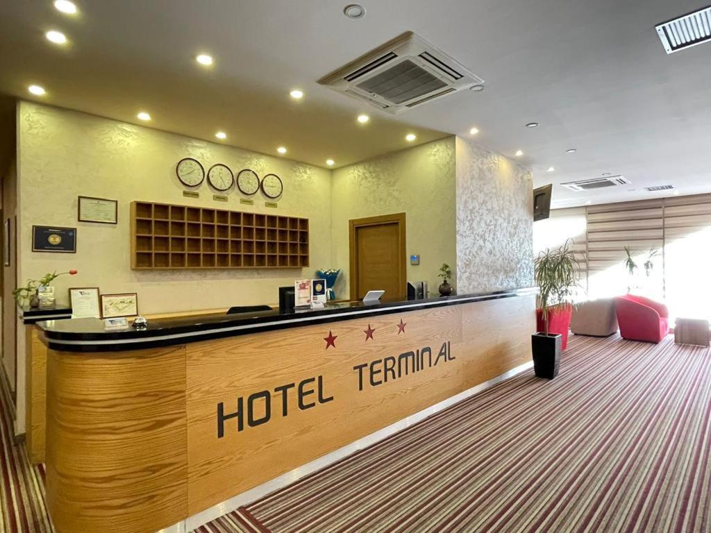 Hotel Terminal Tiranë Luaran gambar
